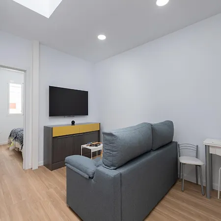 Apartment In Las Palmas Near Las Canteras Beach *